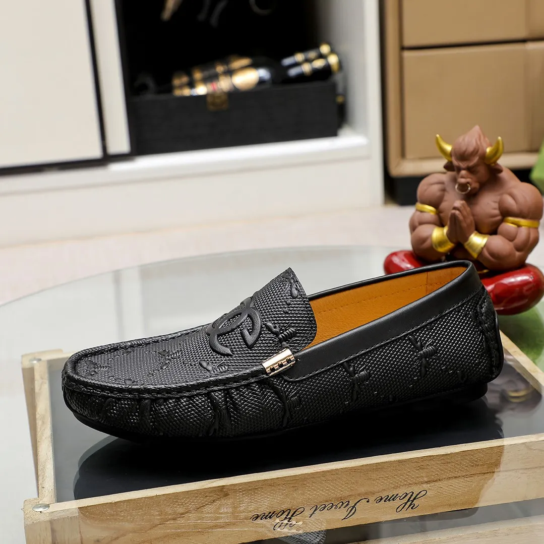 Men's shoes💰360💰🕷🕷️【 GUCCI 】Gucci's best-selling trendy men's casual slip-on shoes 🇨🇳Official website original 1:1 mold 💯Original quality, fine workmanship ☘Fashionable and versatile, perfect shape, comfortable on the feet 🍓Trendy men's recommended model, imported cowhide on the top layer 🎋High-quality pigskin lining, rubber wear-resistant and non-slip outsole, high-end atmosphere, worth owning 🍉Optional 38-44